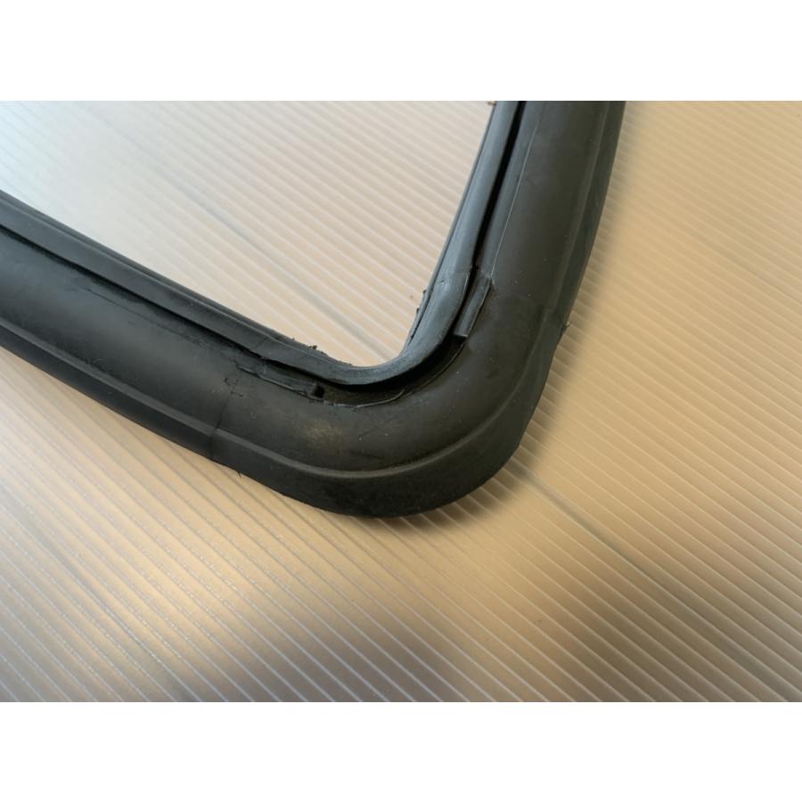 ハコスカ 4D リアガラスウェザー GT GT-X L型 ゴム ラバー ハコスカ 4D リアガラスウェザー GT GT-X L型 ゴム ラバー