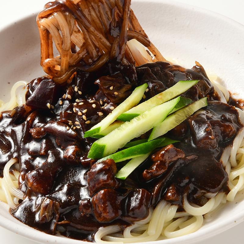 大人も着やすいシンプルファッション 韓国料理 麺有り ジャージャン麺 お取り寄せグルメ 韓国本場の味 自家製 チャジャン 麺セット Aynaelda Com
