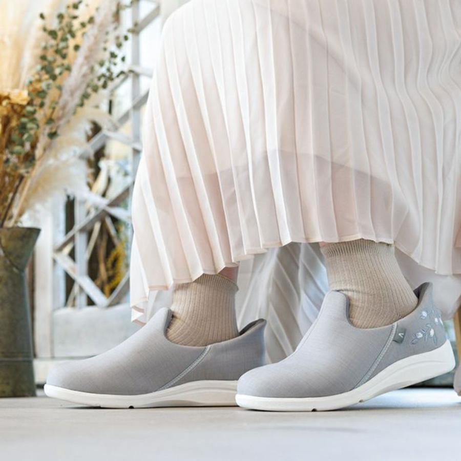 瞬間スポッと あゆみ 24.0〜24.5㎝ 3E 刺繍シルバー 介護 あゆみ 徳武産業 瞬感スポッと 刺繍シルバー LL(24.0cm〜24.5cm)[足囲