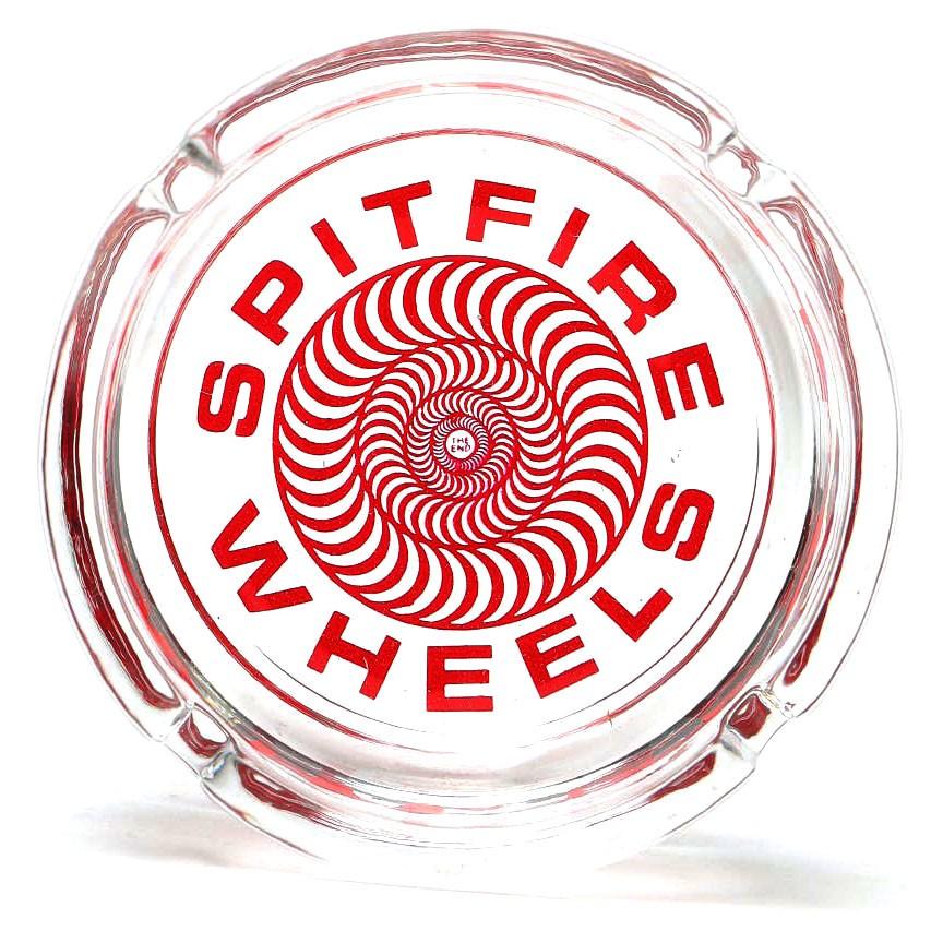Spitfire スピットファイヤー Ashtray Classic 87 Red スピットファイアー スピットファイア ウィール 灰皿 おしゃれ 可愛い 卓上 ガラス a00 Oss 通販 Yahoo ショッピング