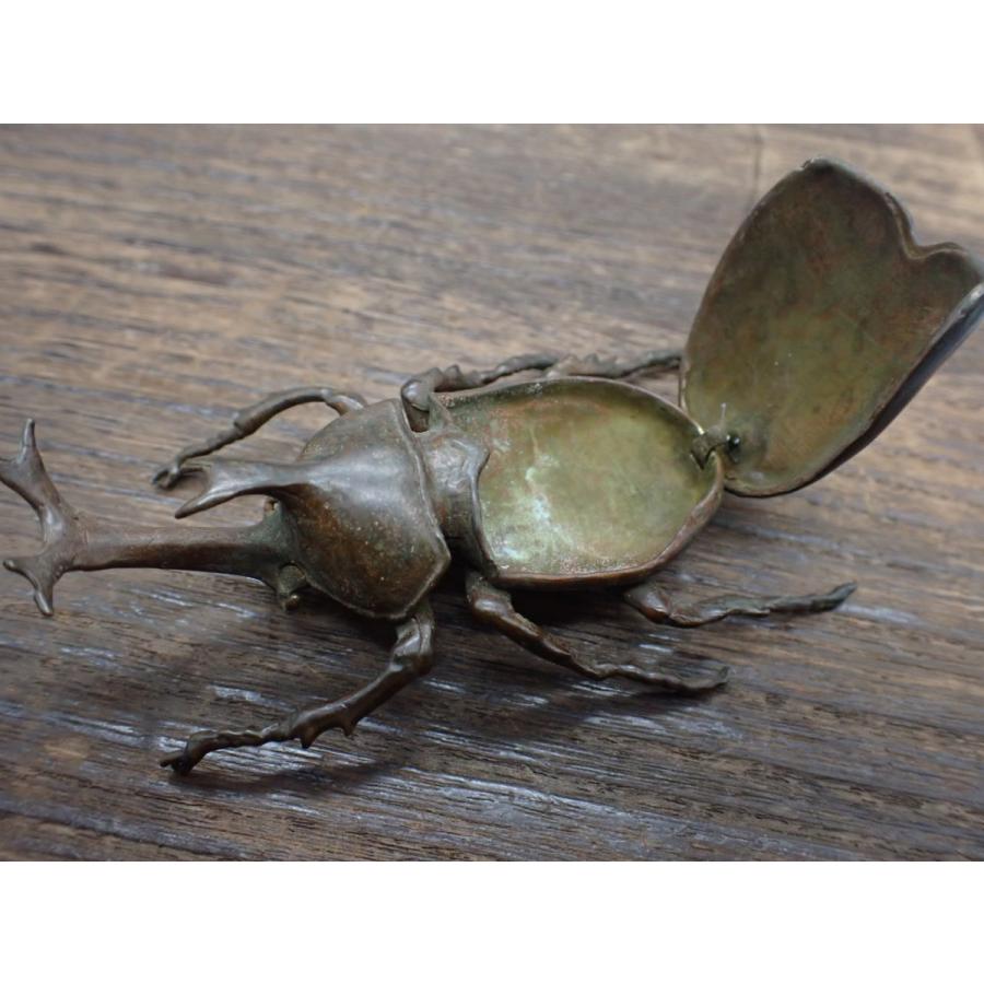 お歳暮 蓋物 銅製甲虫 カブトムシ 精密細工 骨董 リアルな細工の銅製昆虫 美術 工芸品 Www Ksc Kcf Org