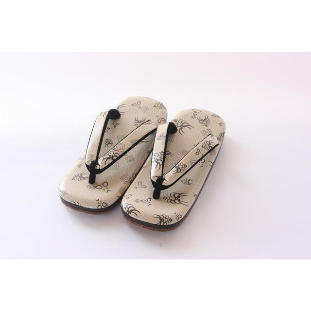 雪駄 メンズ ブランド 岩佐謹製 黒 ブラック 金 紋章 十字 掘り 本皮