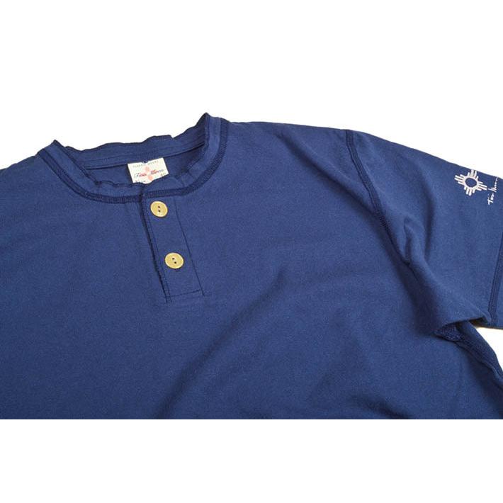 Two Moon（トゥームーン） トゥームーン（TwoMoon）ヘンリーネックT