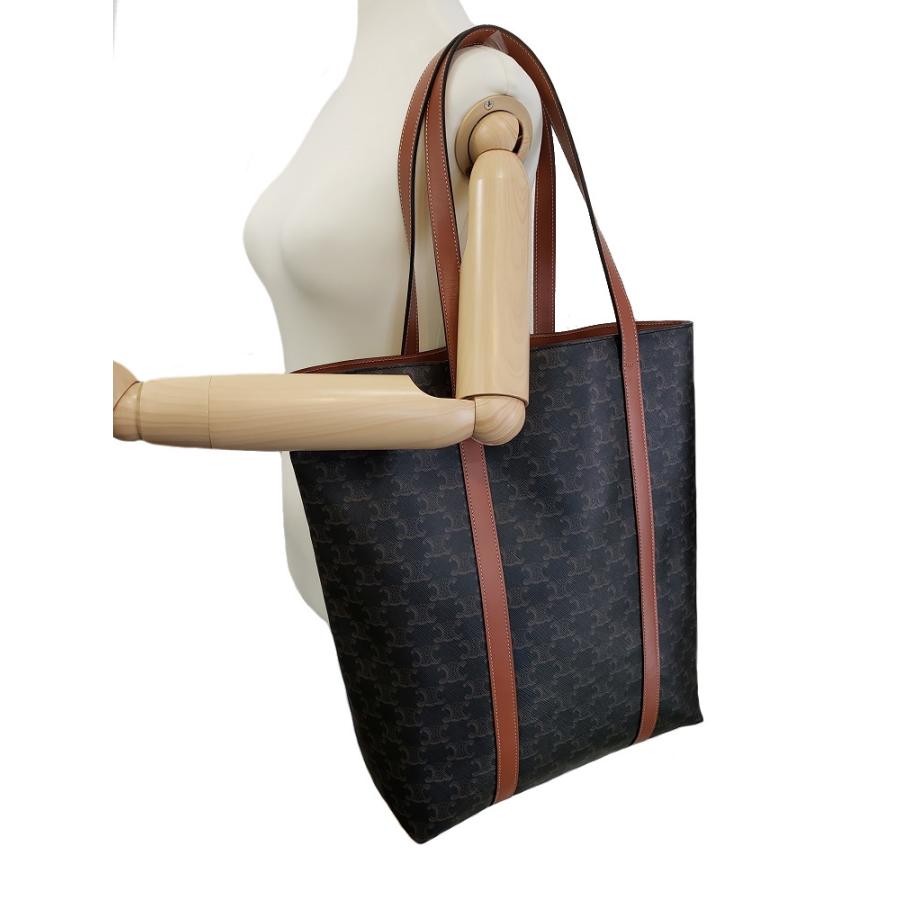 TRIOMPHE 【新品未使用】 CELINE 【セリーヌ】 194542BZJ トリオンフ