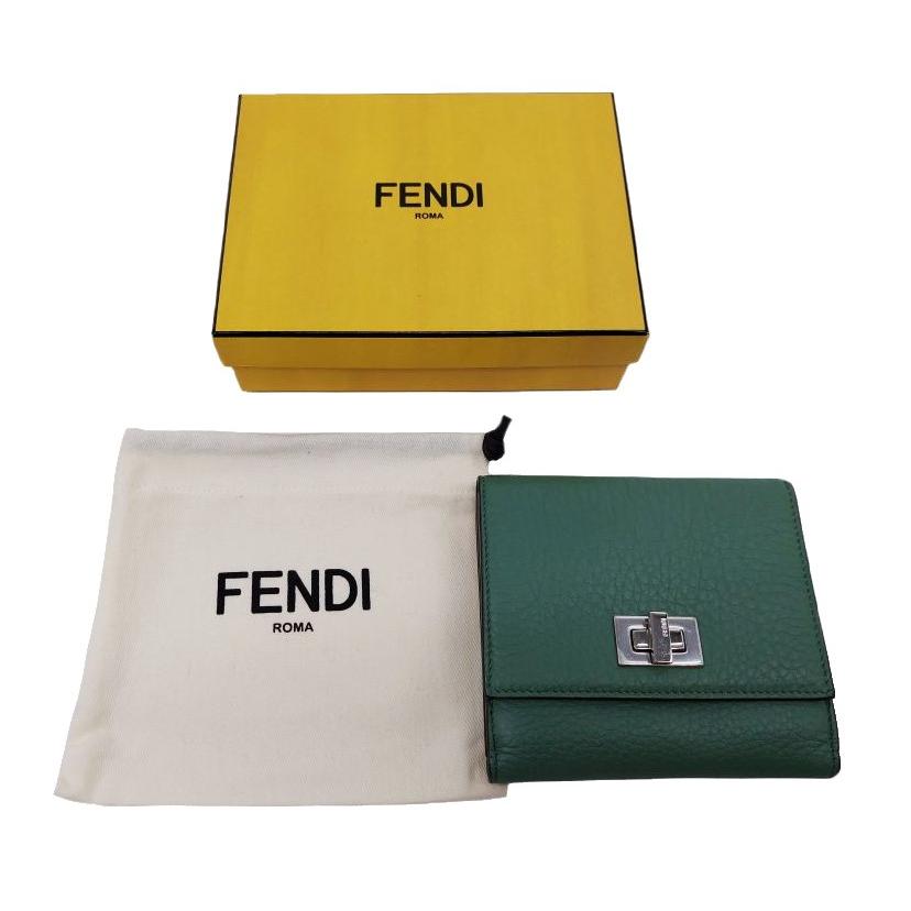 PEEKABOO FENDI フェンディ「未使用品」8M0438 ピーカブー ウォレット  