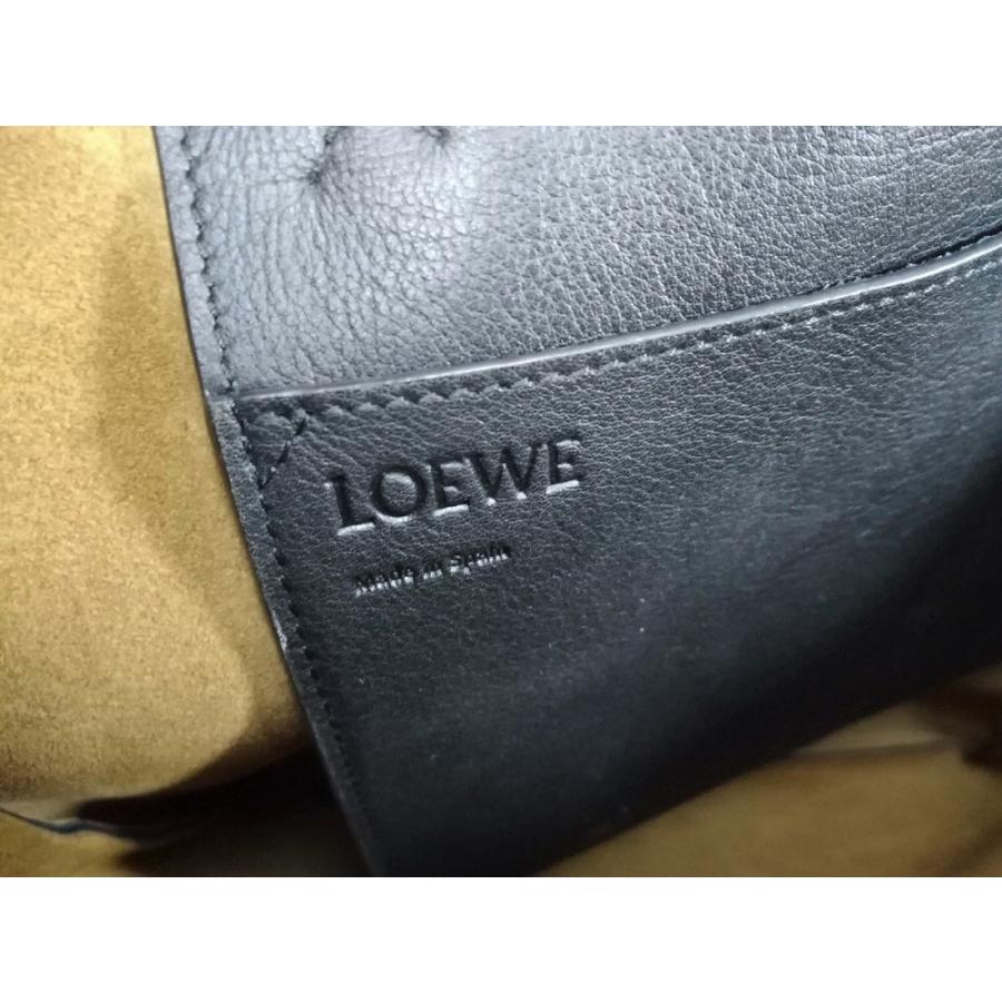 LOEWE 【未使用品】 【ロエベ】 oeuf/ウフ ヴァーティカル レザー 