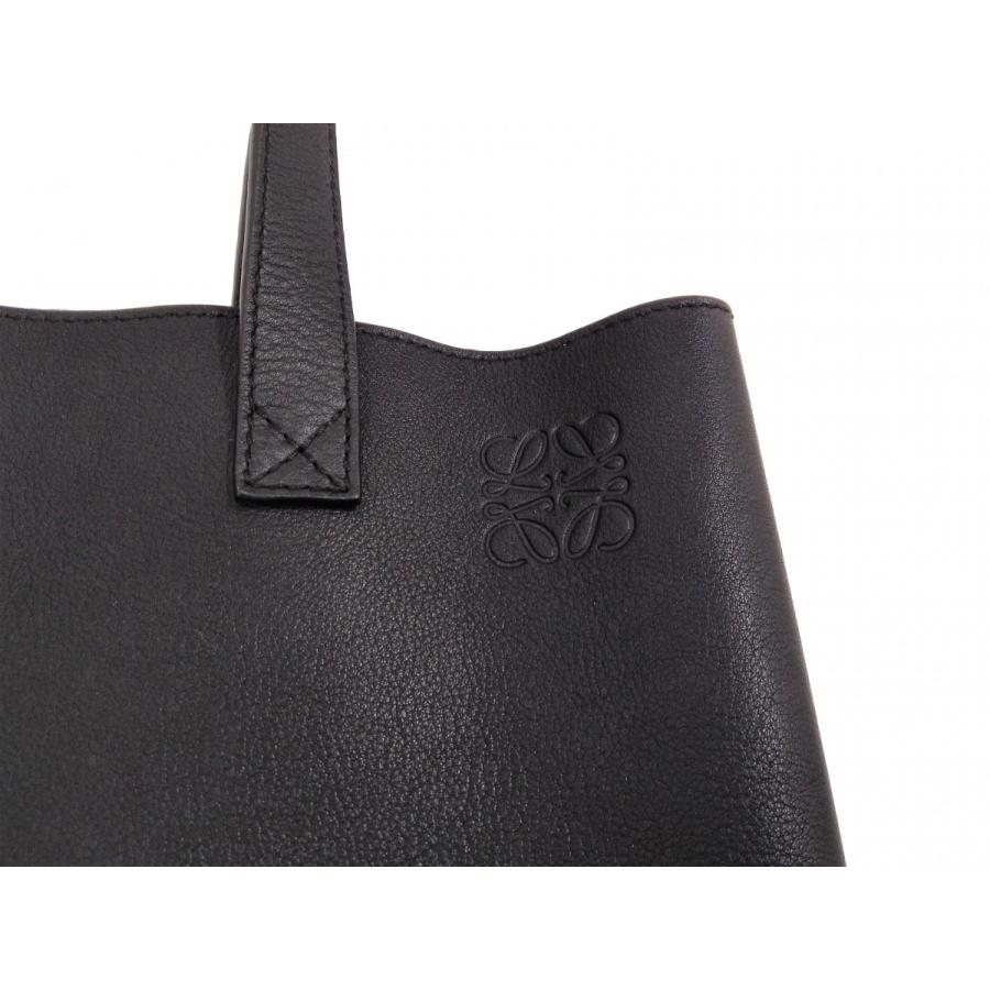 LOEWE 【未使用品】 【ロエベ】 oeuf/ウフ ヴァーティカル レザー 