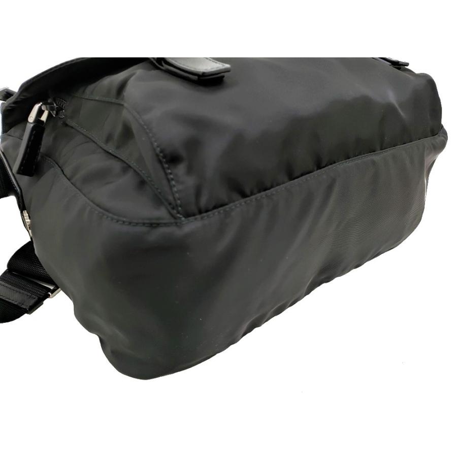PRADA 【未使用品】 【プラダ】 1BD671 ナイロン 斜め掛け PRADA 【未使用品】 【プラダ】 1BD671 ナイロン 斜め掛け