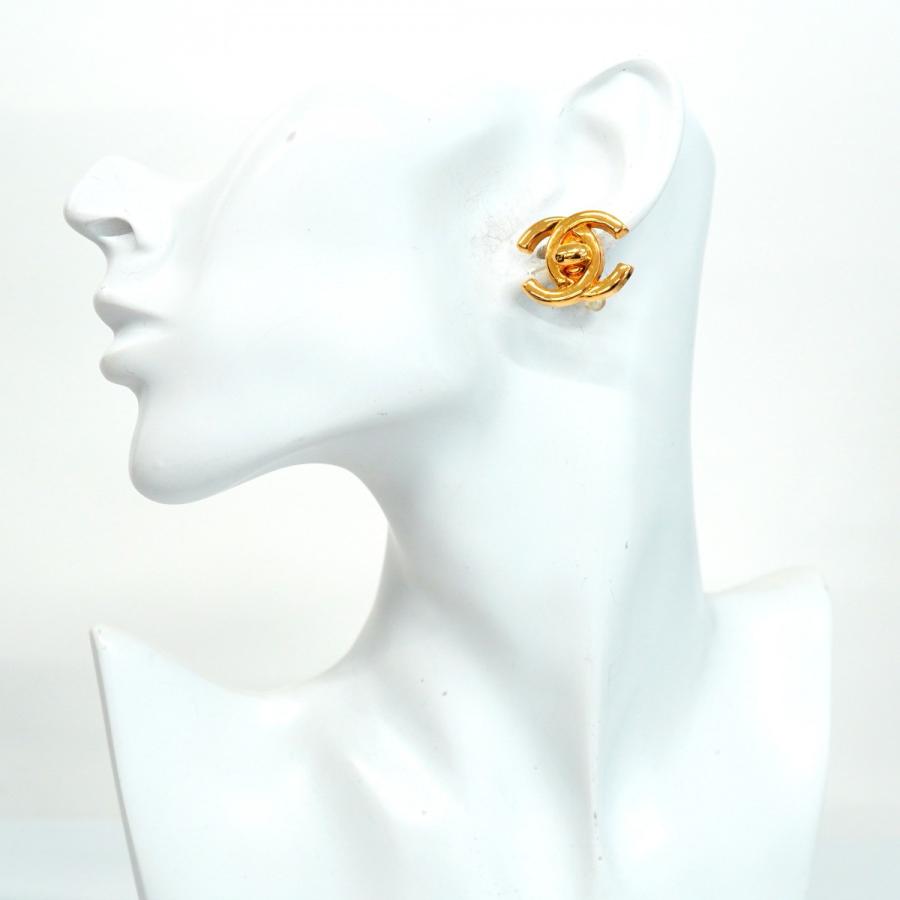 CHANEL 【5jeb0069】シャネル イヤリング ヴィンテージ ターンロック  
