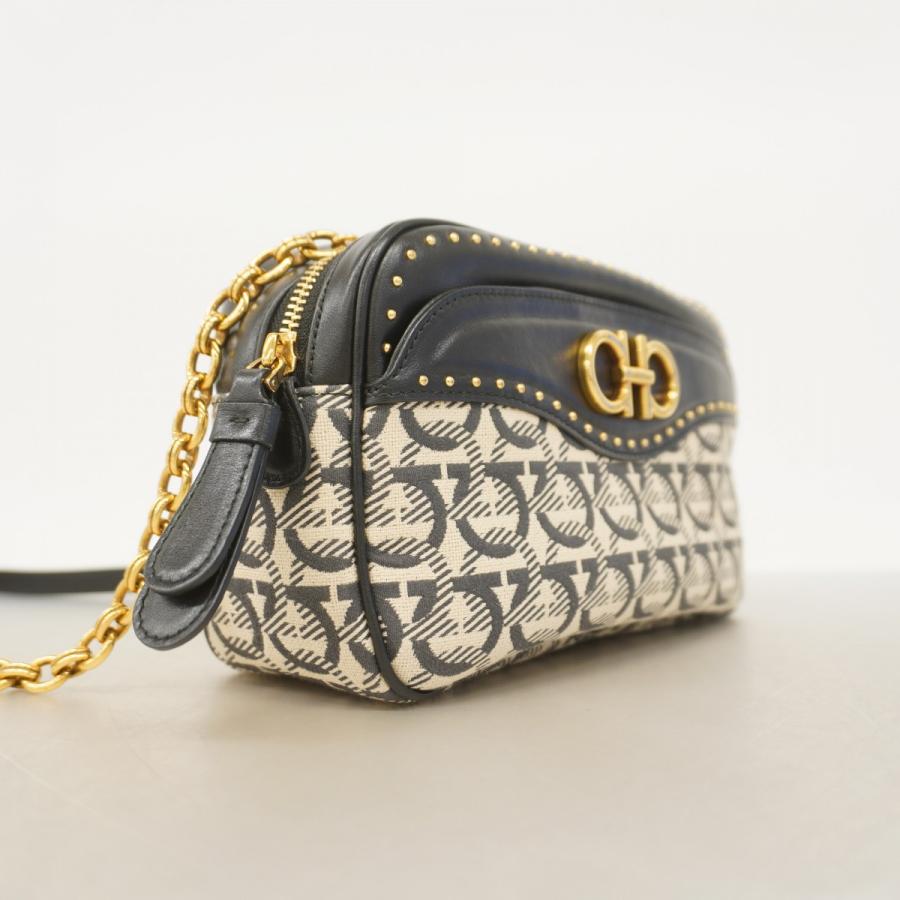 サルヴァトーレフェラガモ　ショルダーバッグ 楽天市場】FERRAGAMO フェラガモ ショルダーバッグ ガンチーノ