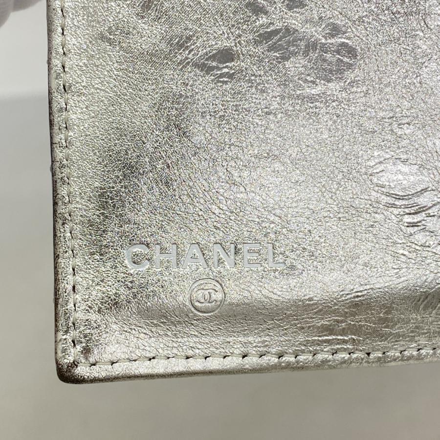 正規品 　新型タイプ　シャネル　マトラッセ　シルバー金具　三つ折り財布 CHANEL】【シルバー金具】シャネル『マトラッセ スモール