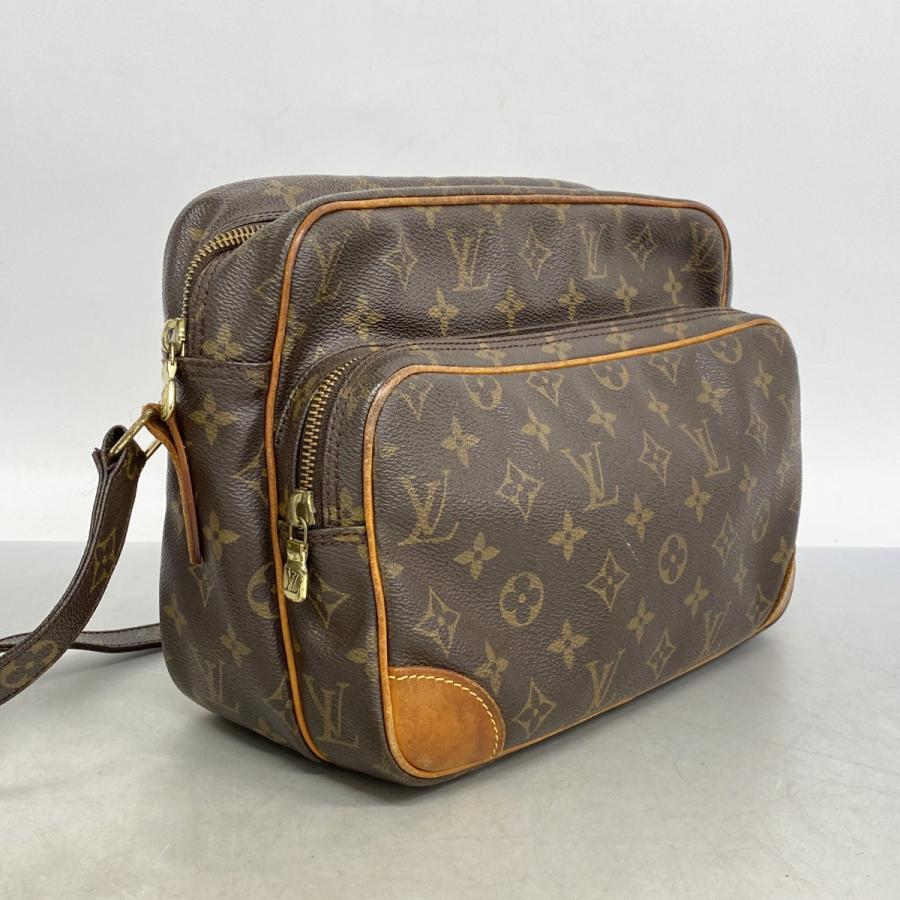 美品❣️人気商品 ❣️ヴィトン  ショルダーバック ナイル チャームとストラップのディテール☆LV ナイル ショルダーバッグ