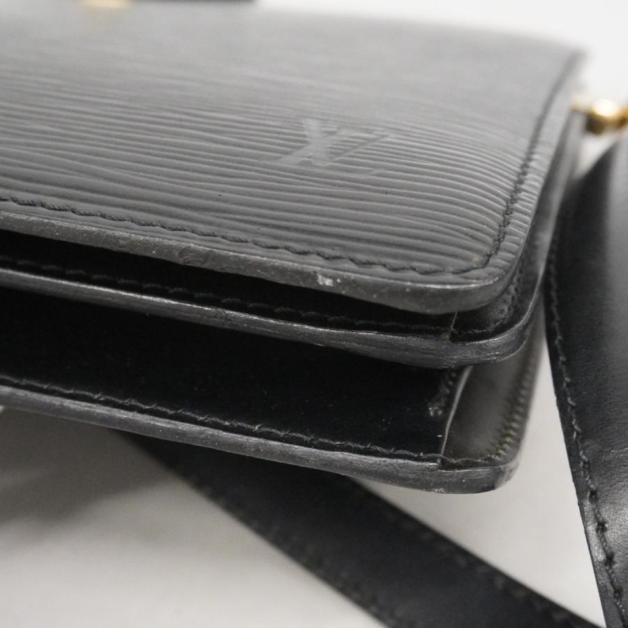 【6dc3487-k】ルイヴィトン ショルダーバッグ エピ カプチン M52342 ノワール【中古】レディース LOUIS VUITTON（ルイ・ヴィトン） 【6dc3487-k】ルイヴィトン