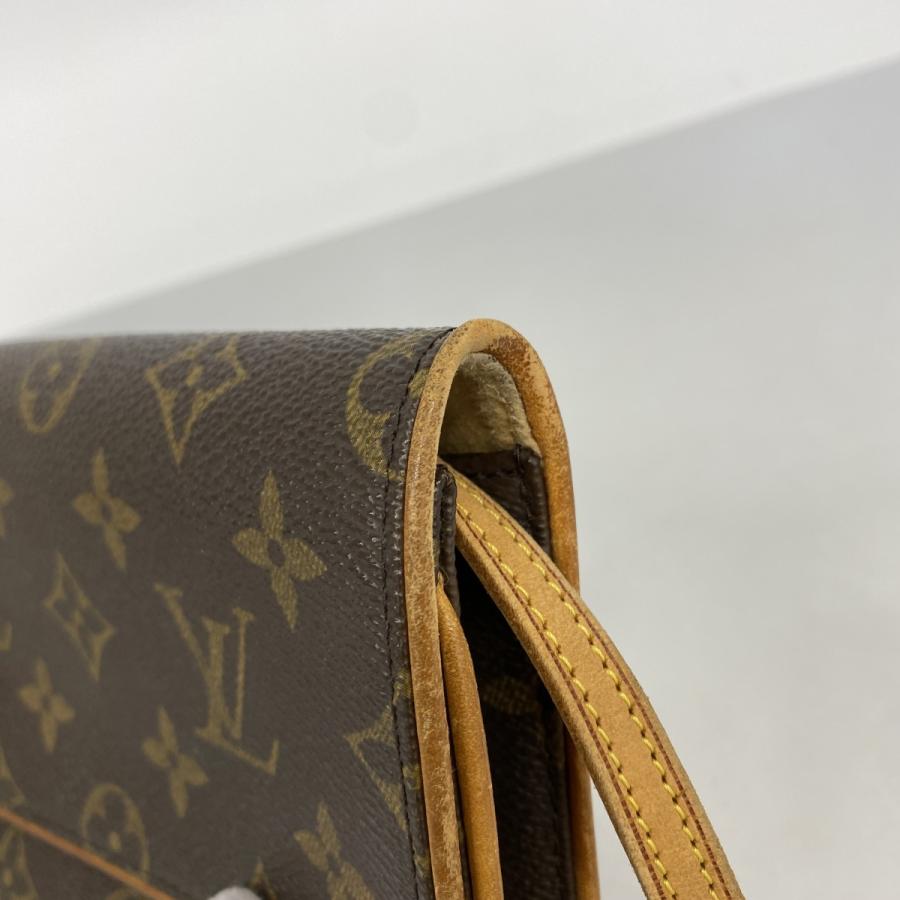 LOUIS VUITTON ルイヴィトン ショルダーバッグ M51852 ブラウン モノグラム レディース 【中古】 22601K235 LOUIS VUITTON - ルイヴィトン モノグラム ポシェット ツイン GM