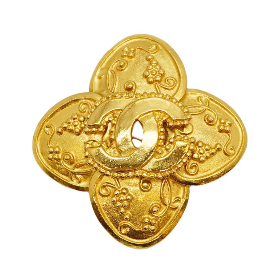 CHANEL シャネル 花モチーフブローチ 黄色　ヘアアクセ CHANEL（シャネル） 【6jab0445-k】シャネル ブローチ ヴィンテージ