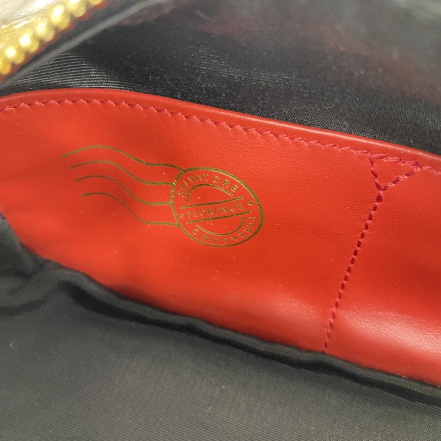 FERRAGAMO 【5id4972】サルヴァトーレフェラガモ ポーチ ガンチーニ  