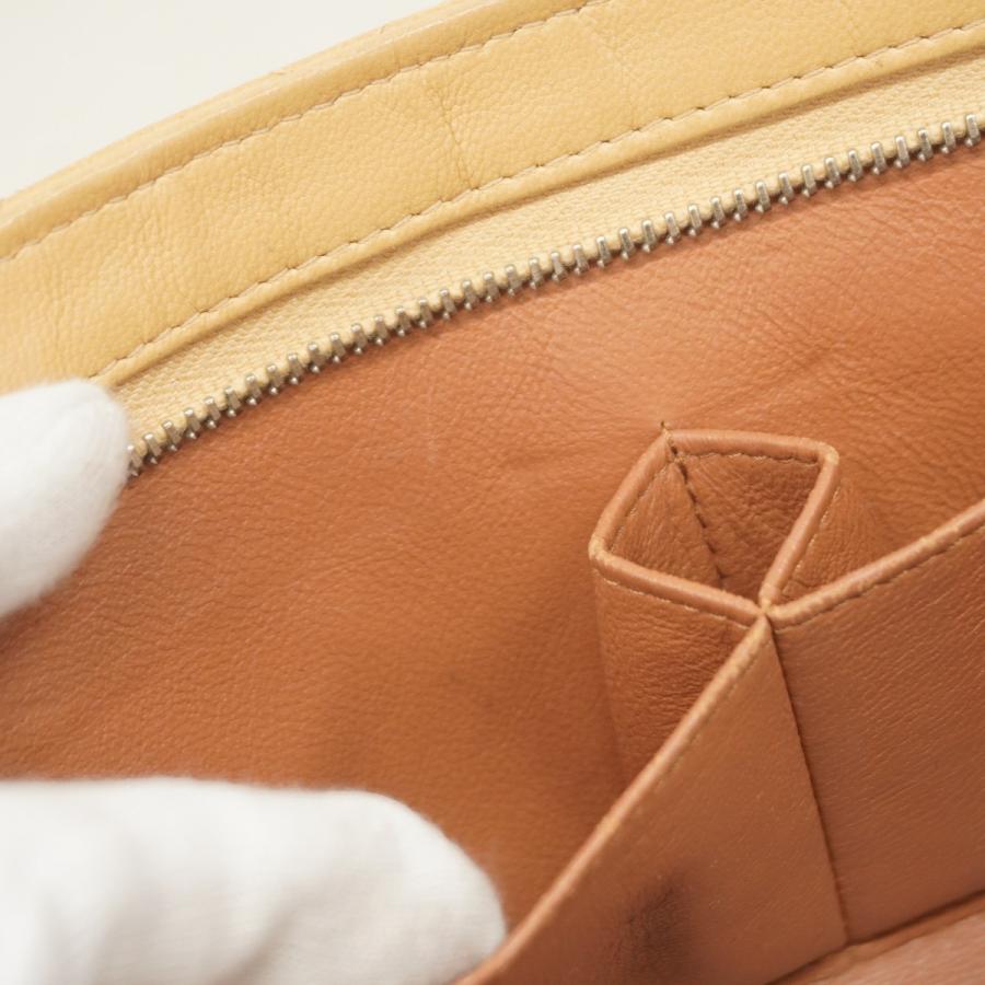 CHANEL 【5ie5810】シャネル ポーチ マトラッセ ラムスキン ベージュ  