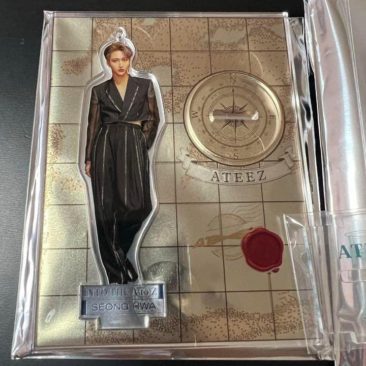 ATEEZ ソンファ アクスタ