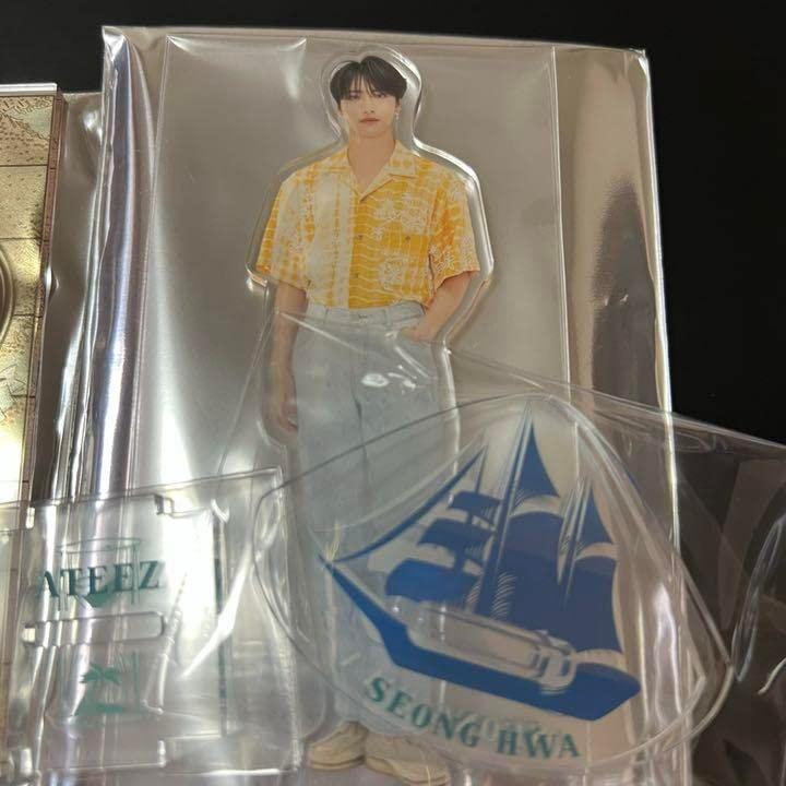 ATEEZ ソンファ アクスタ