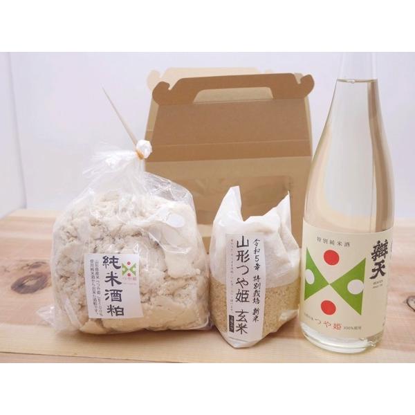 山形つや姫 セット（特別純米酒720ml・純米酒粕1kg・つや姫米 7分づき3合450g） |  | 01