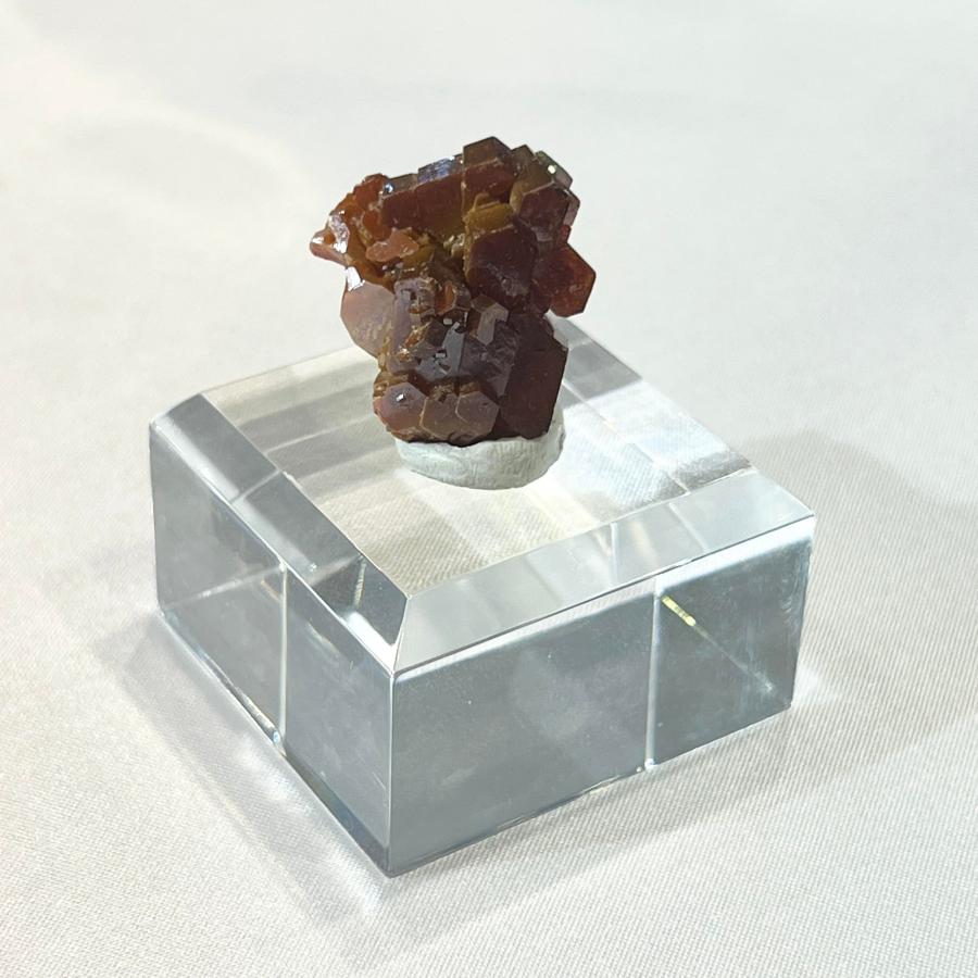 【販売休止】アクリルベース / ミネラルタック つくしサイエンス ミネラルタック 70g お徳用 鉱物用 天然石 鉱物用