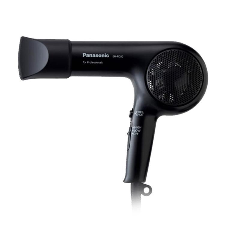 「美品」Panasonic ヘアドライヤー ブラック Panasonicの「髪の毛がサラサラになるドライヤー」。1万円以下なのに大