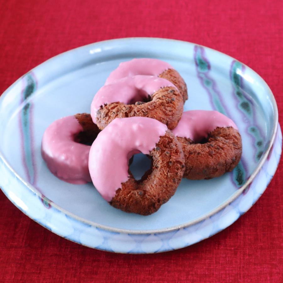 足立音衛門 数量限定 冷やして美味しい ルビーチョコと木苺のドーナツ