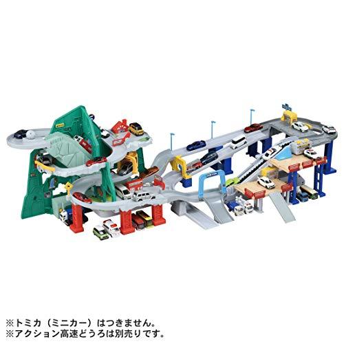 タカラトミー『 トミカ トンネルくぐって! やまのぼりドライブ
