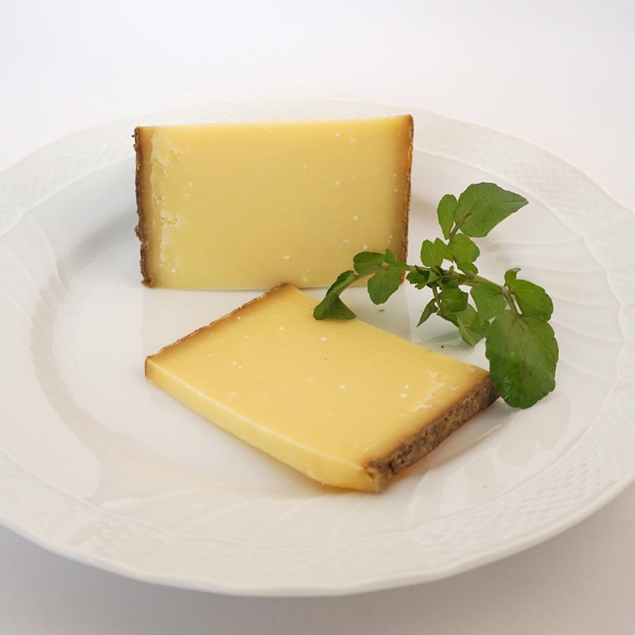 コンテ チーズ 30〜36ヵ月熟成 約60g AOP フランス産 ハード セミハードチーズ 毎週水・金曜日発送｜otokonodaidokoro｜02