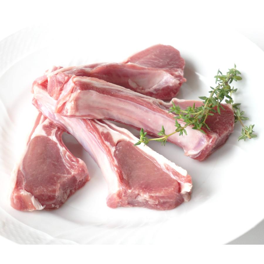 ラム肉 アイスランディックラム 骨付きラック（CFO）仔羊 アイスランド産 12,700円/Kg 約400-600g 不定貫 冷凍 ラム 子羊
