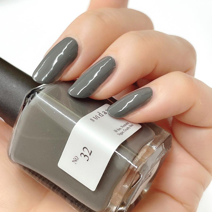 Sundays サンデイズ ネイルカラー No32 ダークオリーブグレー 14ml オリーブ グレー マニキュア 10free セルフネイル 秋ネイル 秋カラー Sunday No32 マニキュア通販 大人ネイル 通販 Yahoo ショッピング