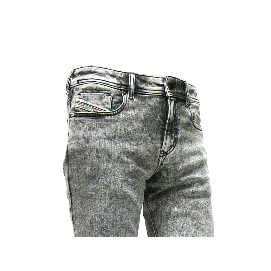 DIESEL 再入荷! スリムスキニー 「超」ストレッチ ストーン DIESEL 再入荷! スリムスキニー 「超」ストレッチ ストーン