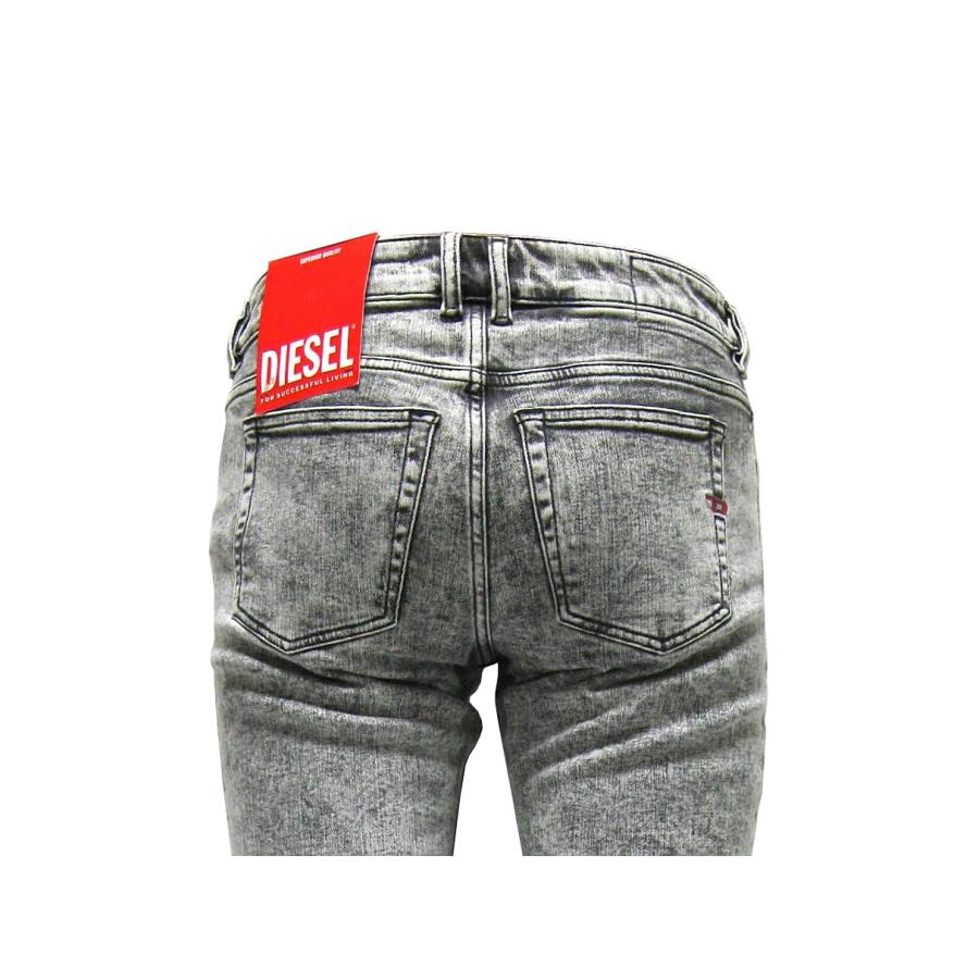 DIESEL 再入荷! スリムスキニー 「超」ストレッチ ストーン DIESEL 再入荷! スリムスキニー 「超」ストレッチ ストーン