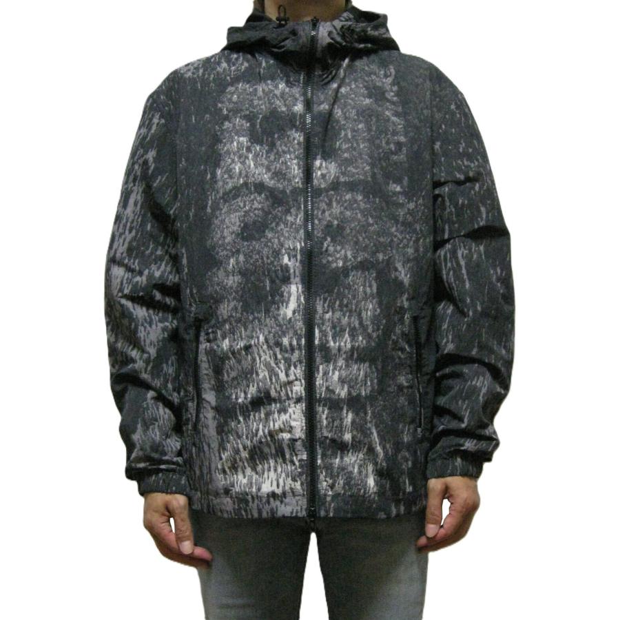 DIESEL（ディーゼル） 軽量 シワ加工 両面ロゴ フーテッド ナイロン
