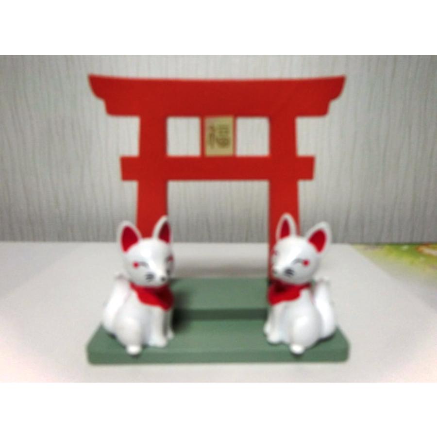 招福鳥居 伏見稲荷大社 フィギュア きつね2匹/鳥居（プラ製・土台付