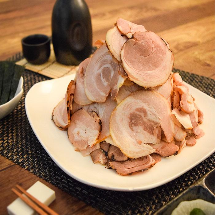 燻製焼きバラチャーシュー 2キロ 豚バラチャーシュー切落し（2kg） 豚肉 焼豚 叉焼 バラ肉 サラダ