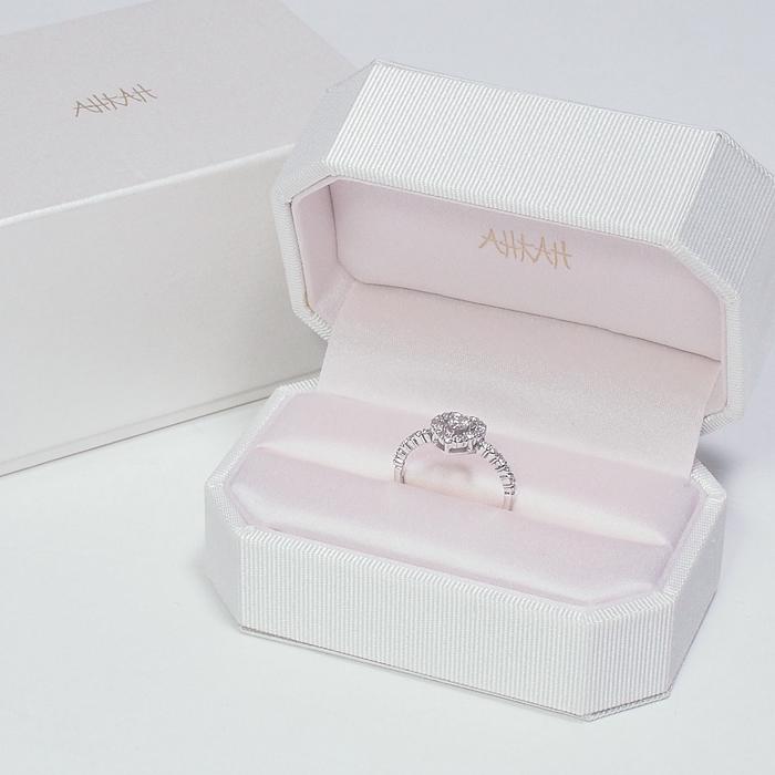 音羽屋□ アーカー AHKAH ダイヤモンド/0.20ct K18WG プリンセス 音羽屋□ アーカー AHKAH ダイヤモンド/0.20ct K18WG プリンセス