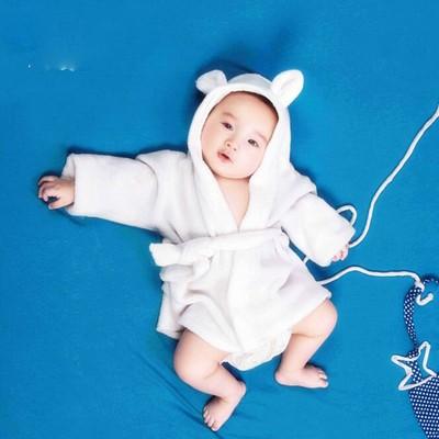 ニューボーンフォト セルフ 寝相 アート ベビーコスチューム コスプレ 衣装 着ぐるみ 新生児 撮影 バスローブ くまみみ | 