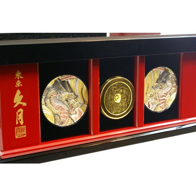 久月 五月人形 コンパクト収納飾り 家紋付き 兜 高級感 : 久月・吉徳