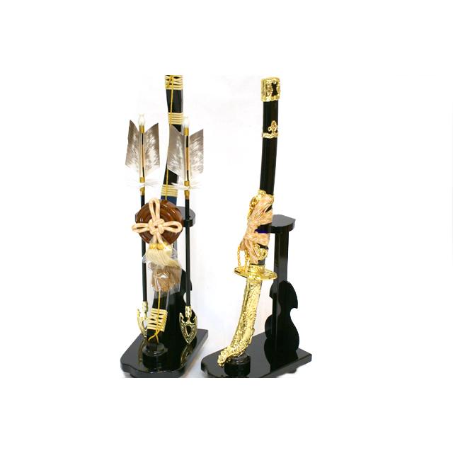 五月人形 久月作　家紋「茜絲縅兜　大鎧」鎧 甲冑 飾り おしゃれ 高級 | 久月 | 07