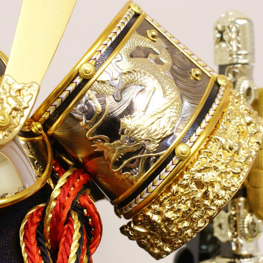 五月人形 武士の兜と刀のセット ケース付き　吉徳 吉徳大光 吉徳 五月人形 兜 ケース飾り アクリル コンパクト 人形屋の