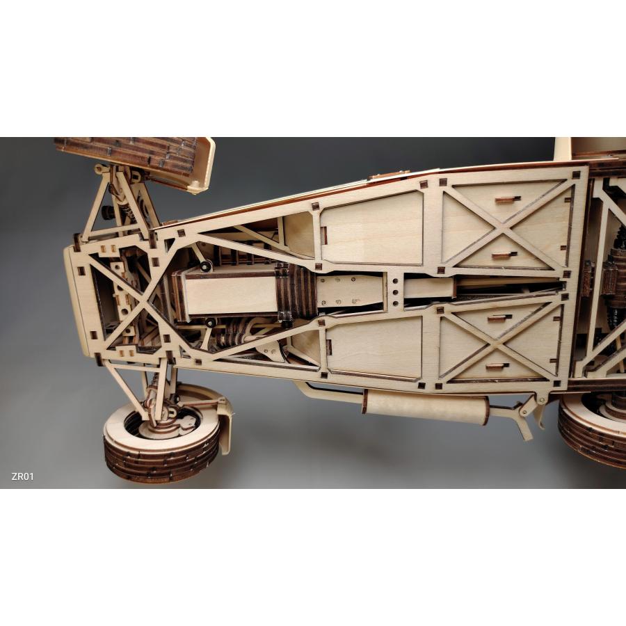 英国Caterham Cars社 公認 ESTON Craft 木製模型 組み立てキット ケータハム セブン Scale 1:10 |  | 12