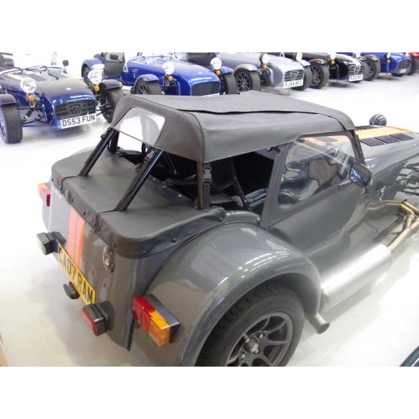 CATERHAM ケータハム ハーフトップ(幌)、S3、STD ロールバー、2006年以降、ブラックビニール |  | 01