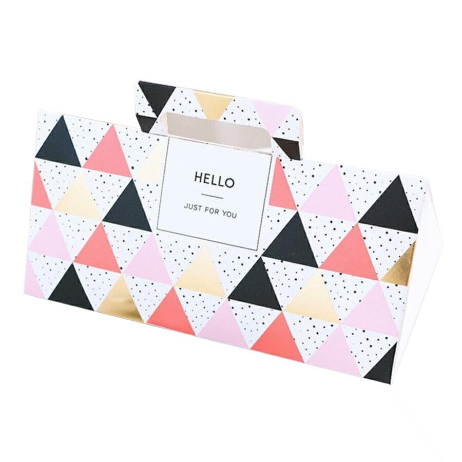 ギフトボックス ラッピング 梱包 箱 組み立て式 包装 紙製品 小物入り クリスマス プレゼント ピンク 赤 白 小物 Giftbox Xmasgiftbox Karlas カルラス Outfit 通販 Yahoo ショッピング