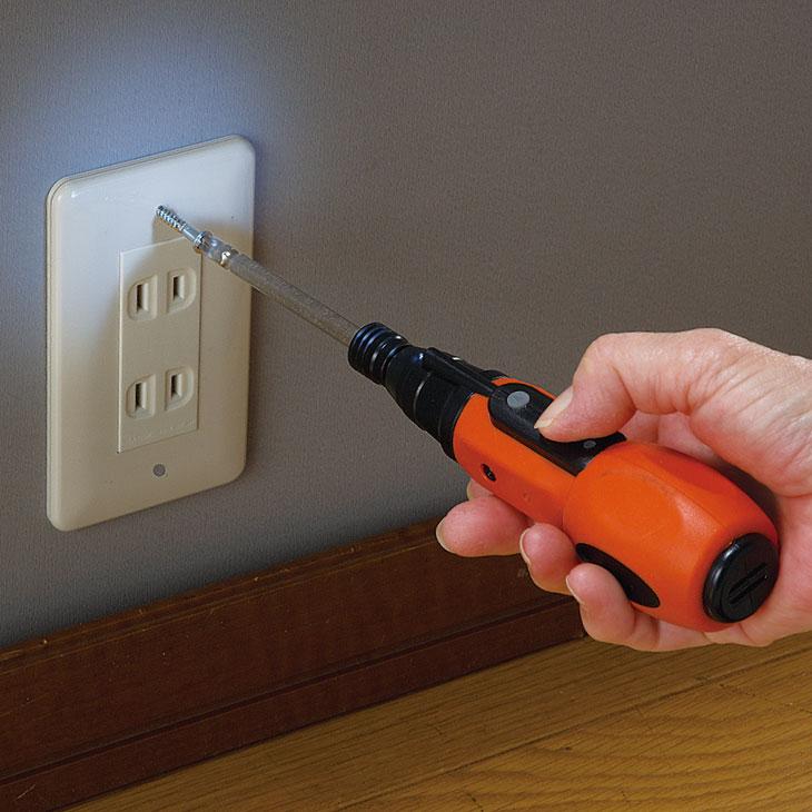 電動ドライバー 充電式 小型 軽量 コードレス LEDライト 手動兼用 DIY 家具 組み立て 工具 プラスドライバー マイナスドライバー ビット付き |  | 02