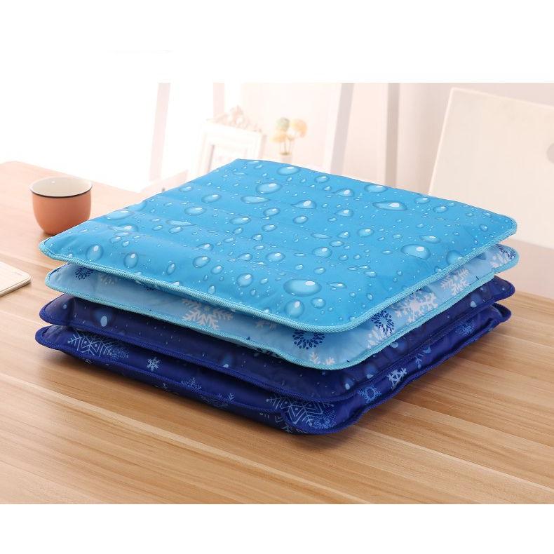 Y ウォーターパッドクッション 水座布団 ウォーターマット ウォータークッション カークッション 夏 暑さ対策 エコ マット 敷きパッド 清涼