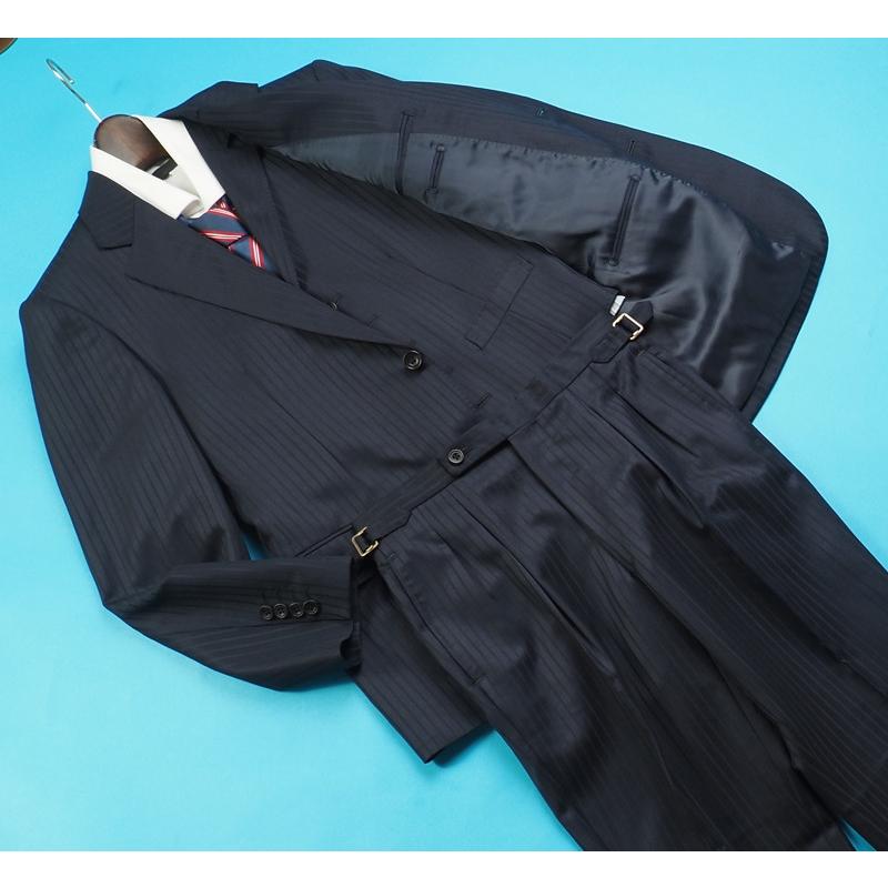 新品19.8万円 オンワード樫山×伊勢丹メンズ 日本製 秋冬『BOWER ROEBUCK 英国製生地 』艶感 スリーピーススーツ D6/56(AB8程度相当)紺 629537の画像