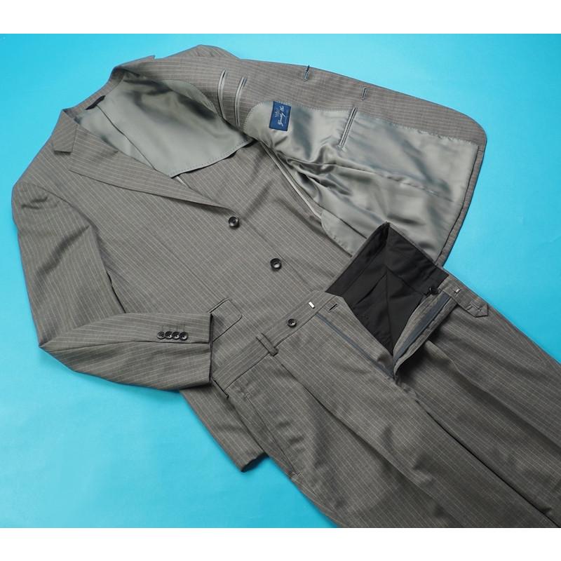値下げ中6-24【美品】 REDA生地　スリーピーススーツSuger130s レダ（Leda） 新品 大手百貨店扱い 日本製 春夏『REDA 伊製生地