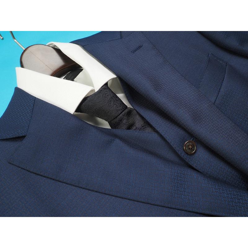 新品33万円 オンワード樫山 DORMEUIL IDENTITY 日本製 春秋冬『ドーメル AMADEUS 365 英国生地』スリーピーススーツ D8/94(A5程)青 BM7389の画像