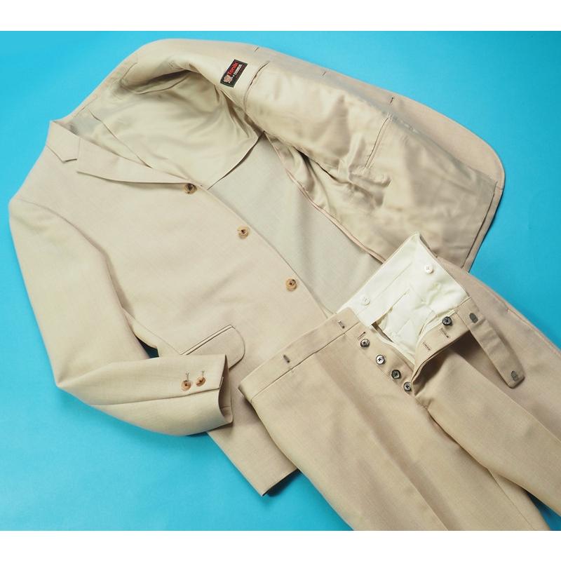 新品33万円 オンワード樫山×伊勢丹  The Style Gate 日本製『DORMEUIL ドーメル トニック』スリーピーススーツ A6程 ベージュ BM8028の画像